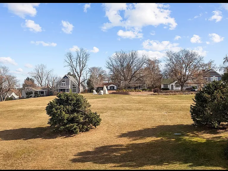 2543 S Sherman St — Photo 25