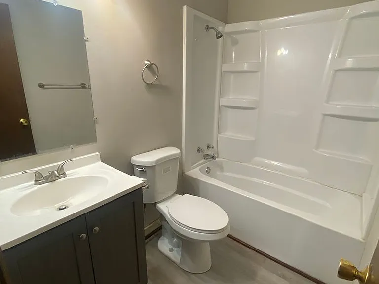4432 W Bellview Dr — Photo 8