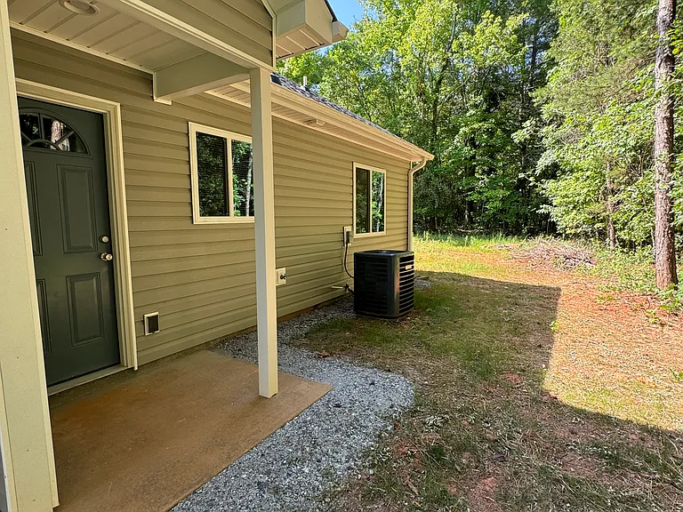 1904 Tamara Way #A — Photo 12