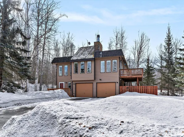 27306 Goshawk Ct, Chugiak, AK 99567