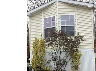 63 Circle Dr, Stonington, CT 06378