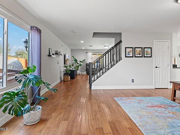 5th image of 2208 E Heston Drive
