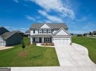 901 Calgary Ct, Winder, GA 30680