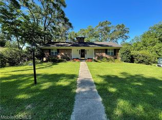 7271 Lakeview Dr E, Mobile, AL 36695