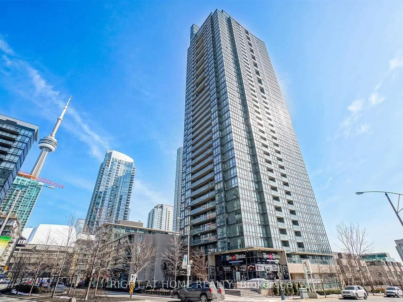 2 bed, $2,695 — Photo 2