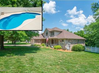 2119 Windriver Dr, Jefferson City, MO 65101