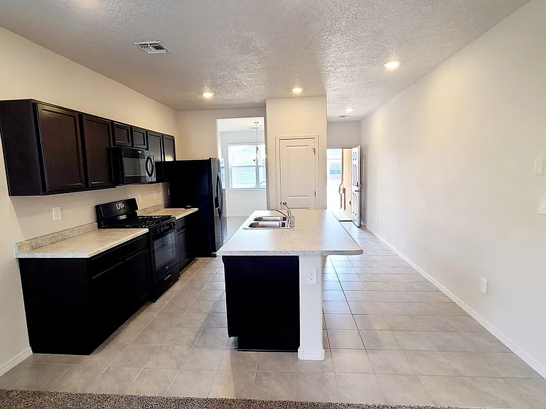 701 Desert Senna Ave SW — Photo 4