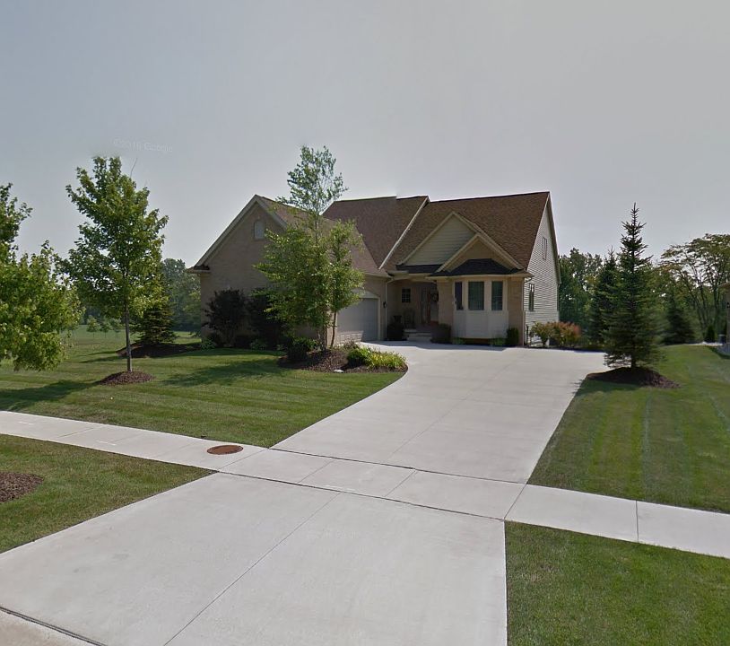 527 Ridge Point Drive