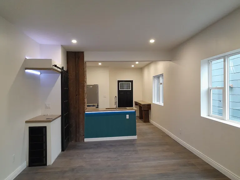 985 W Delavan Ave #1 — Photo 9