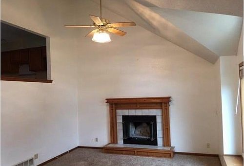 5th image of 510 Valle Dr