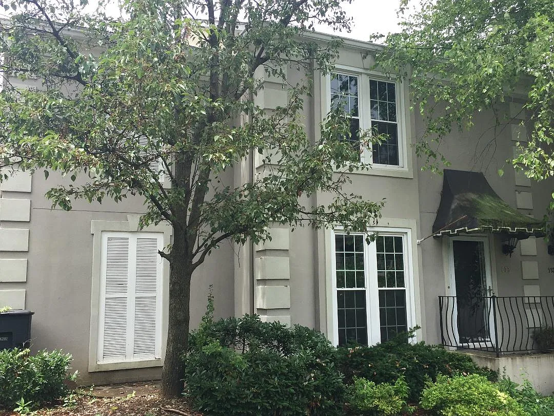 3 bed, 3.5 bath, 2049 sqft, $3,150 — Photo 1