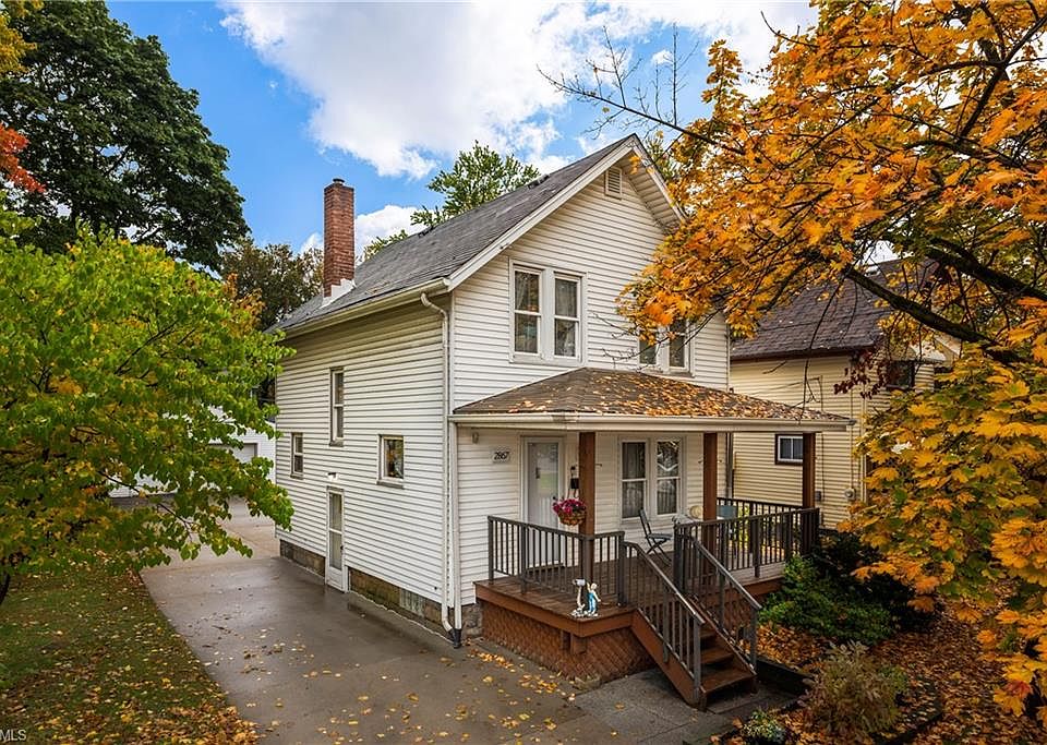 1st image of 2867 Vincent St