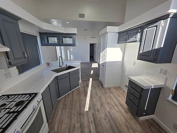 4th image of 121 Orange Ave Spc 50