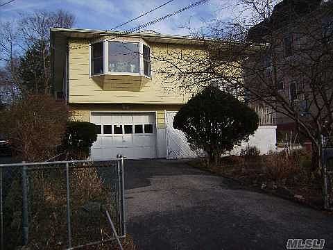 3rd image of 9 Jackson St