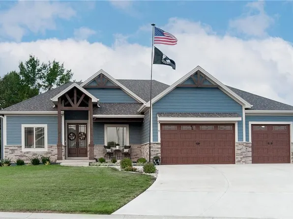1 Dakota Cir, Lake Winnebago, MO 64034