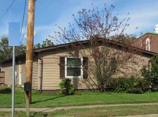 815 Clay St, Dresden, OH 43821