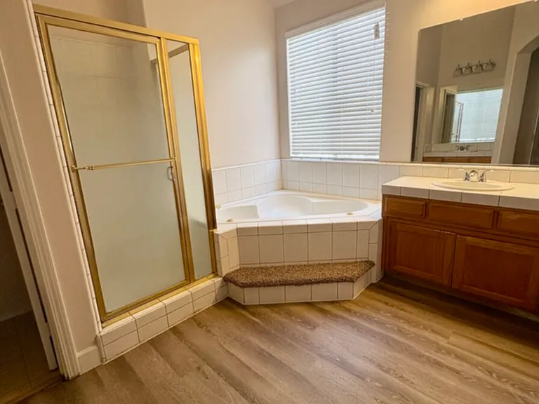 5808 W Fir Ave — Photo 3