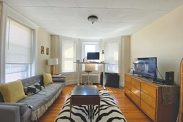 1 bed, 1.0 bath, 550 sqft, $2,200 — Photo 4