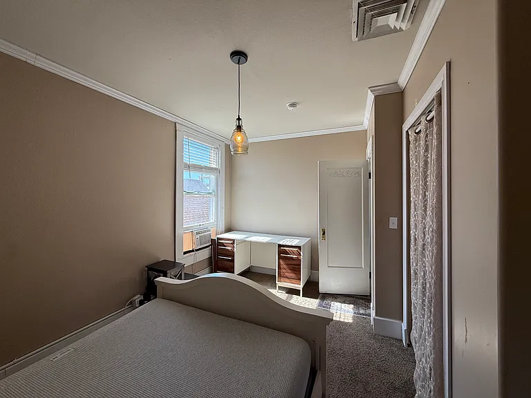 635 E Main St #200 — Photo 10