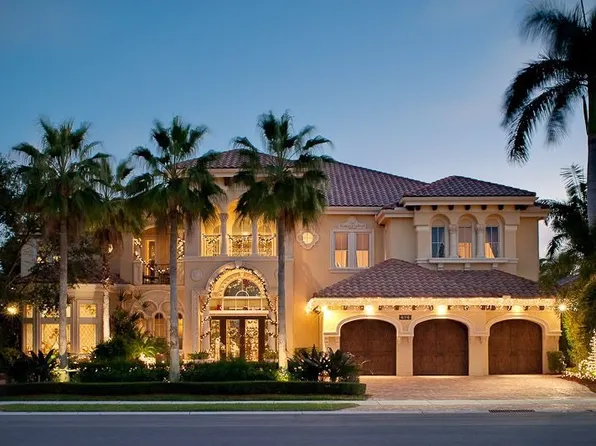 686 Hermitage Cir, Palm Beach Gardens, FL 33410