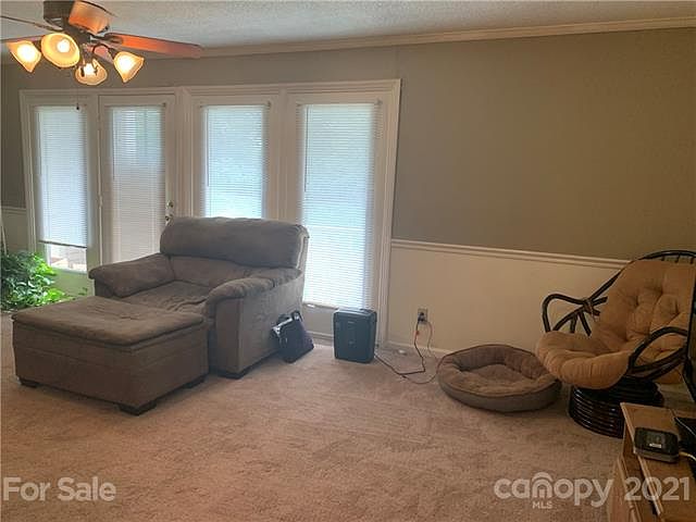 2nd image of 6138 Meadow Rose Ln