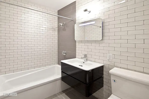 Rented by Citi Habitats | media 17