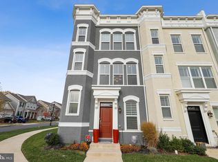 951 Holden Rd, Frederick, MD 21701