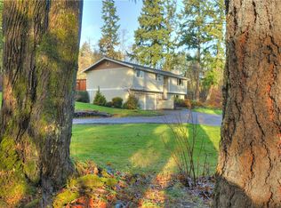 396 NE Little Farm Ln, Poulsbo, WA 98370