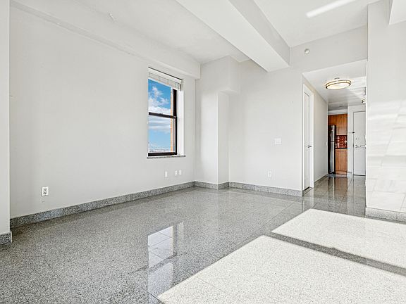 3rd image of 20 West St Unit Penthouse C