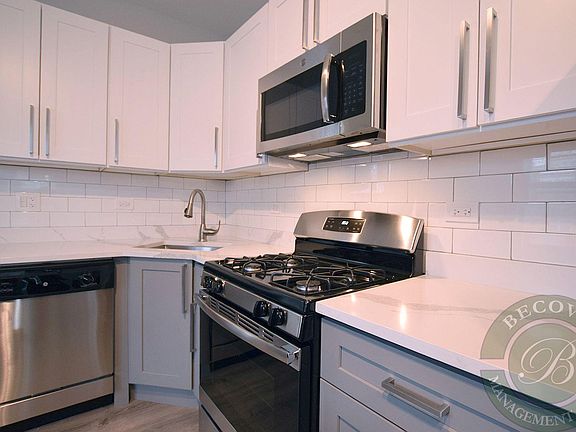 5th image of 6944 N Wolcott Ave #1