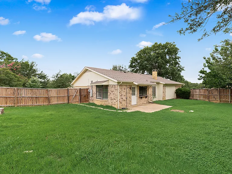 1732 Delaford Ct — Photo 32