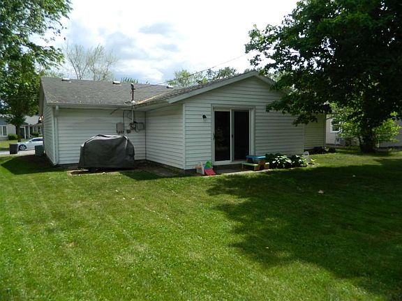 3rd image of 4905 Eastwick Dr