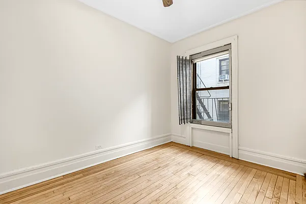 Sold by Compass | media 5