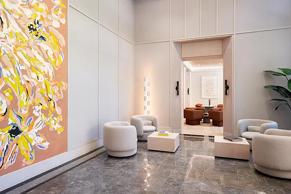 Rented by Greystar | media 15