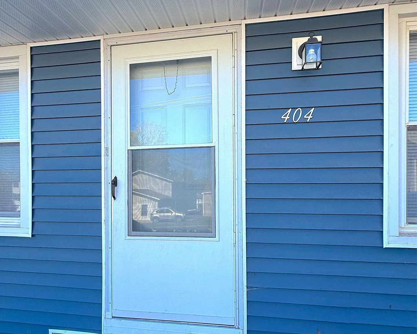**August 2027** Steps from IU Memorial Stadium!! 5 Bed, 3 Bath House with Large Backyard!! — Photo 1