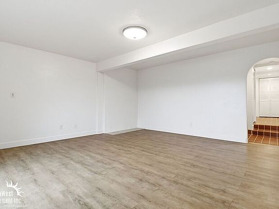 4th image of 3518 Union St