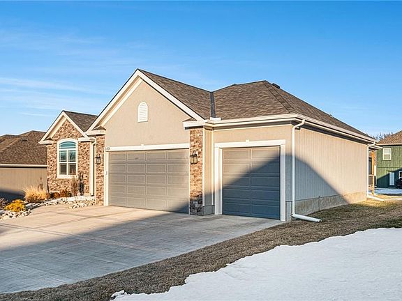 3rd image of 2159 Little Creek Ct