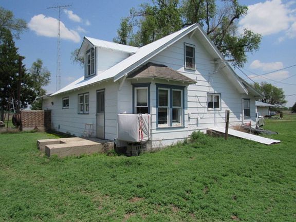 3rd image of 1605 Road 15