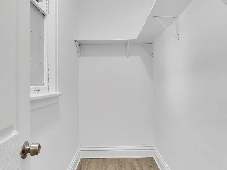 3846 N Troy St #1 — Photo 8