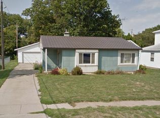 205 Byron Ave, Waterloo, IA 50702