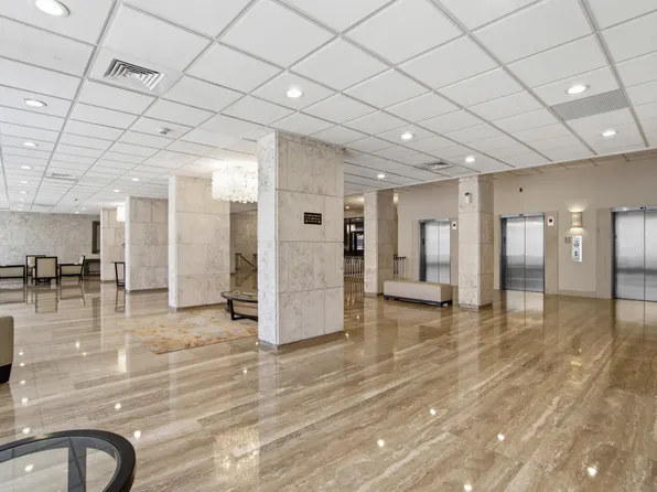 1985 S Ocean Drive #17d, Hallandale Beach, FL 33009