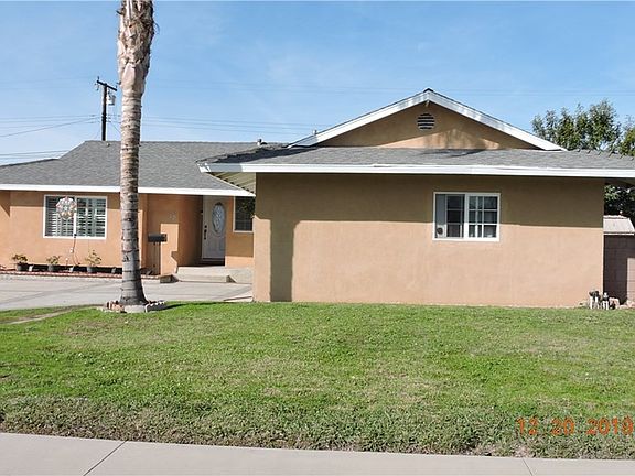 3rd image of 1621 S Tonopah Ave