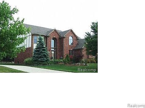 1st image of 40526 Coachwood Cir