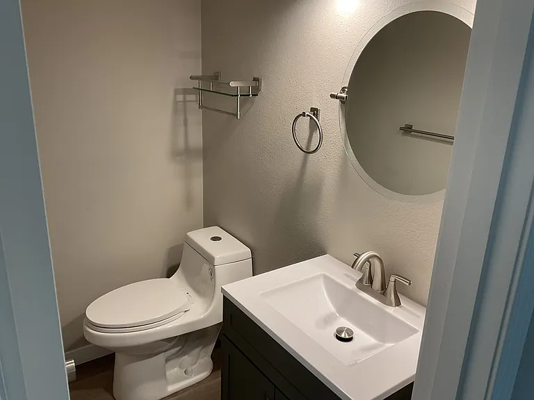 Sweet vanity and accessories