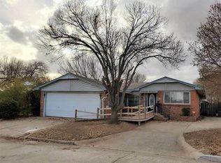 418 NW 56th St, Lawton, OK 73505
