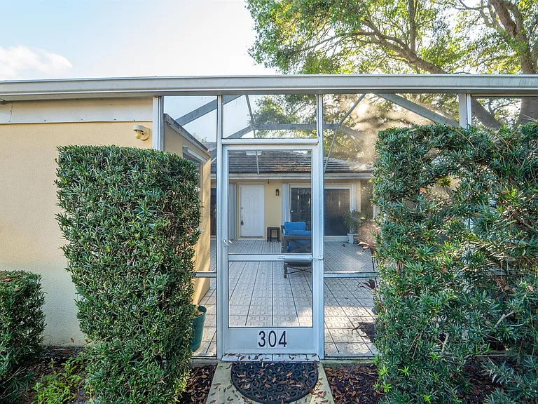 304 Sun Terrace Ct — Photo 8