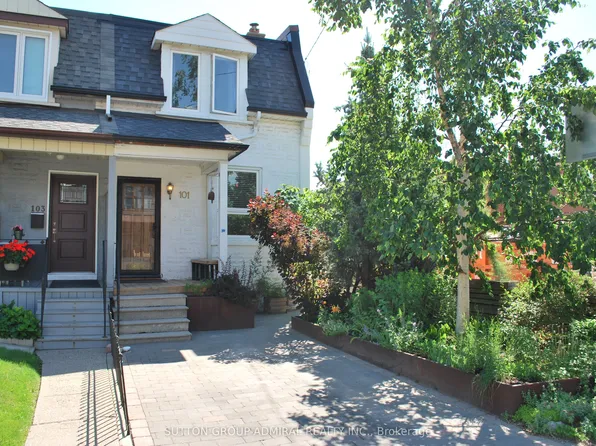 101 Laughton Ave, Toronto, ON M6N 2X1