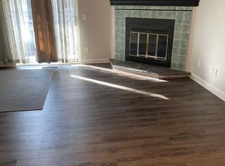 1697 Fulham St, Lauderdale, MN 55113