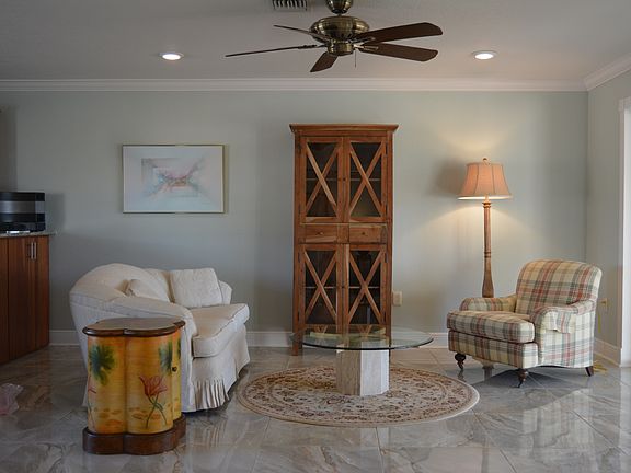 3rd image of 11628 W Bayshore Dr