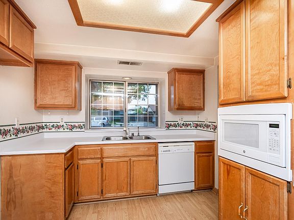 5th image of 1604 January Dr